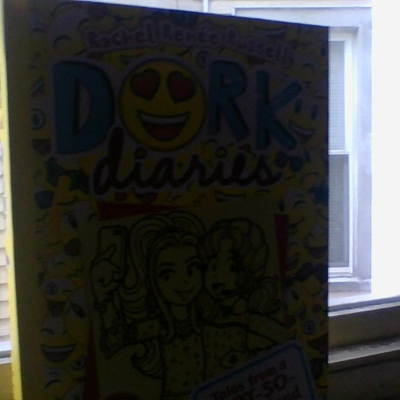 dork diaries book - Picture 3 of 3